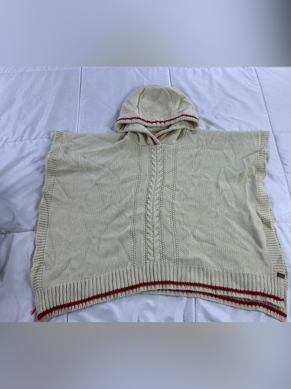 Pre loved ROOTS kids hooded poncho youth size L-XL